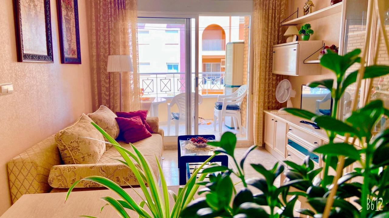 Beautiful Apartment Near Playa De Los Locos Torrevieja Exterior foto