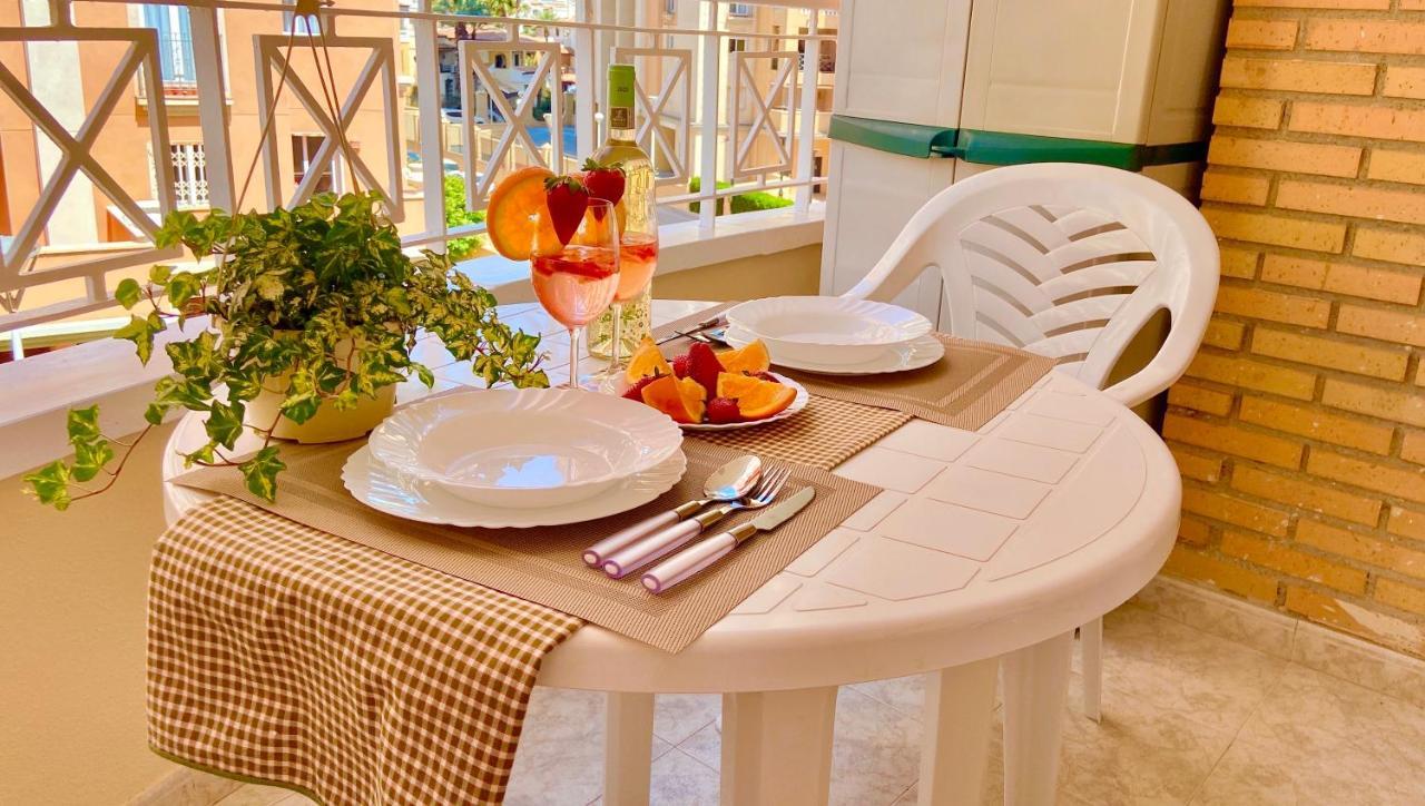 Beautiful Apartment Near Playa De Los Locos Torrevieja Exterior foto