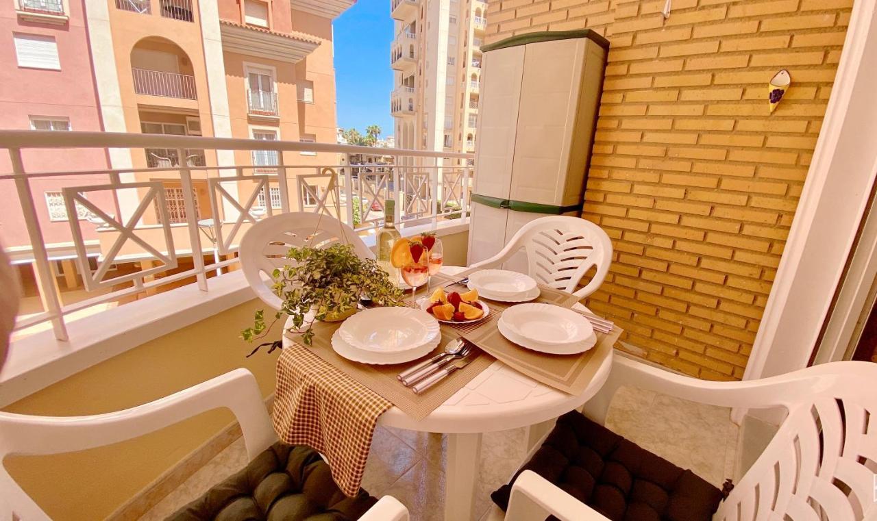 Beautiful Apartment Near Playa De Los Locos Torrevieja Exterior foto