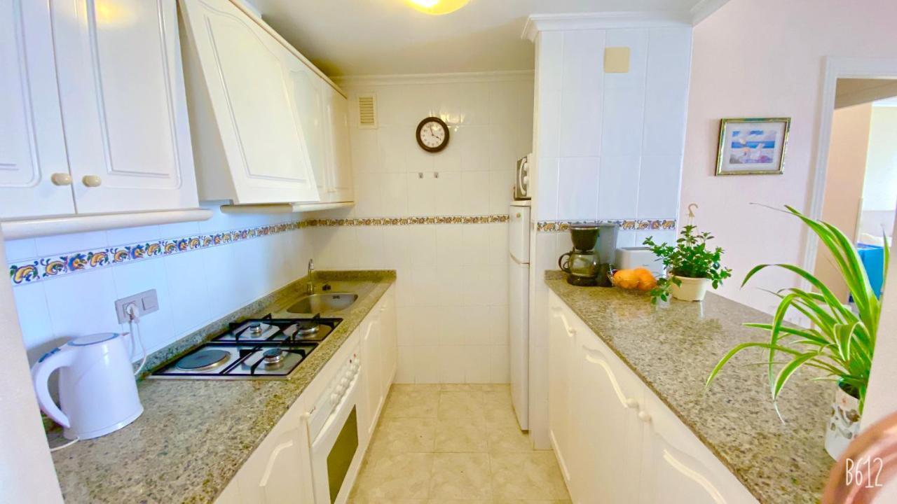 Beautiful Apartment Near Playa De Los Locos Torrevieja Exterior foto
