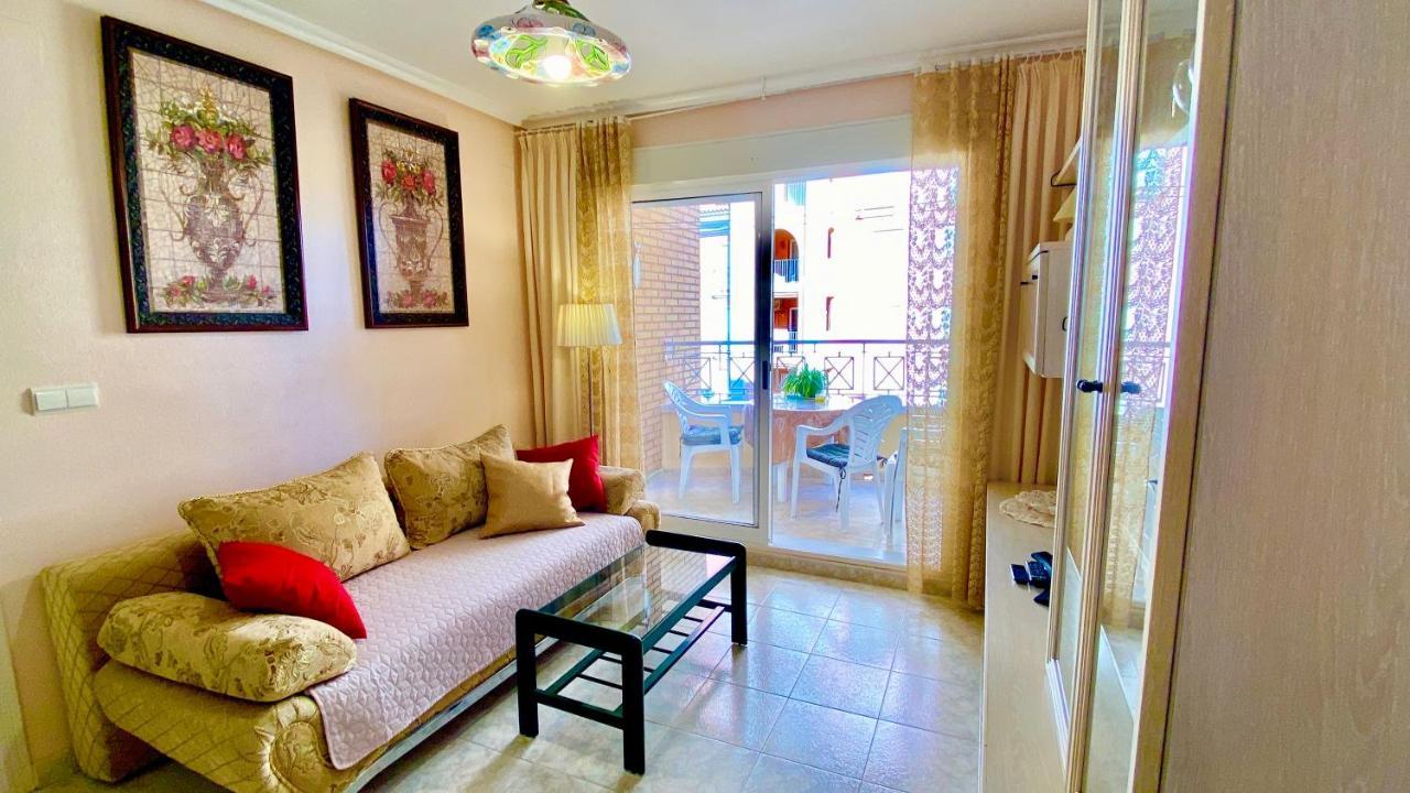 Beautiful Apartment Near Playa De Los Locos Torrevieja Exterior foto